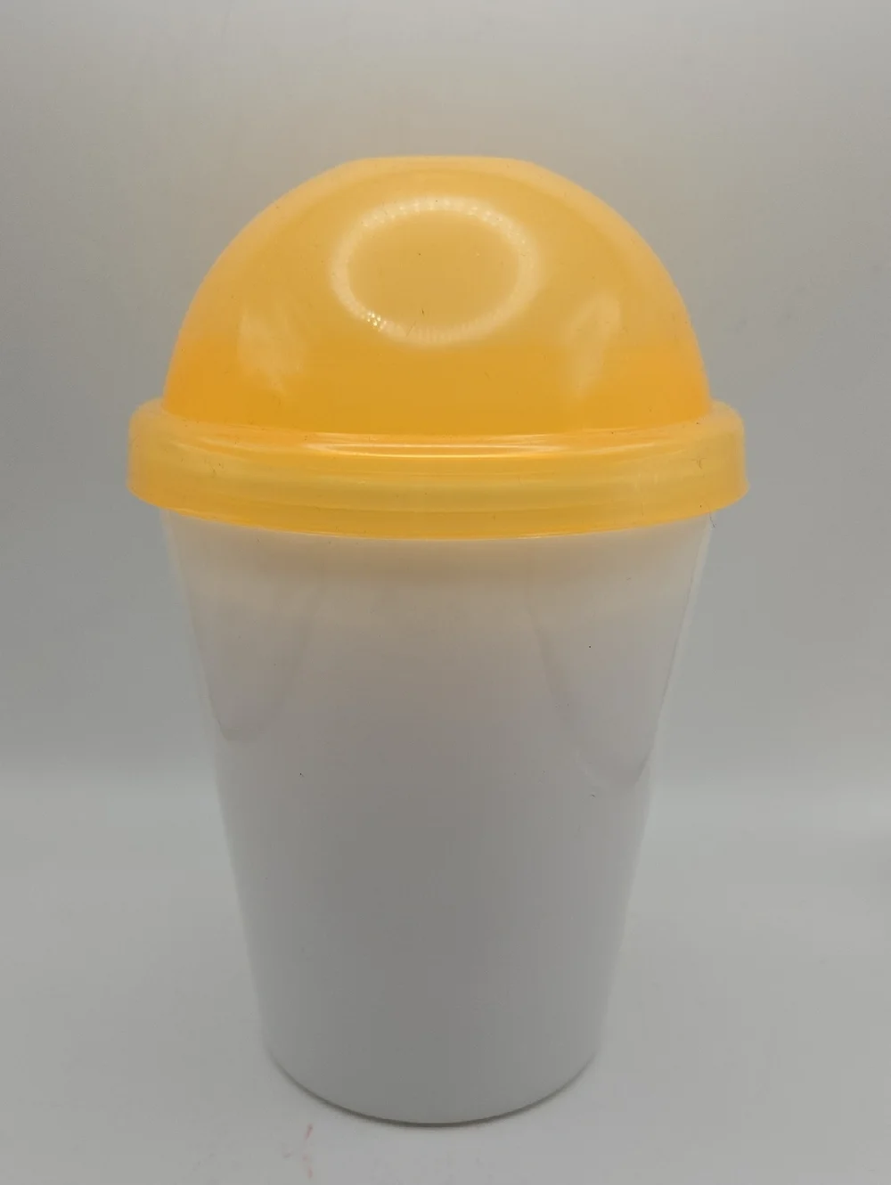 CLEARANCE DW Home Carrot Cake Shake Candle